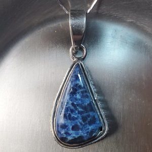 LAPIS LAZULI STERLING SILVER PENDANT